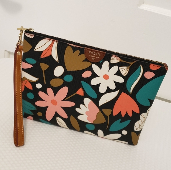 Fossil Pouch Sydney Floral Coated Canvas Clutch w Leather Trim Zipper Closure - Picture 1 of 10